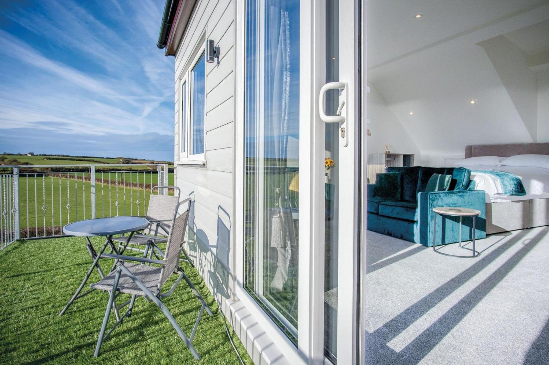 The Penthouse - 1 Bedroom - Ocean Breeze * Port-Eynon